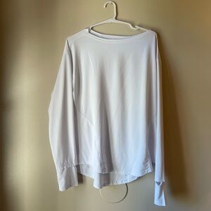 AMAZON - White Women's athletic Top